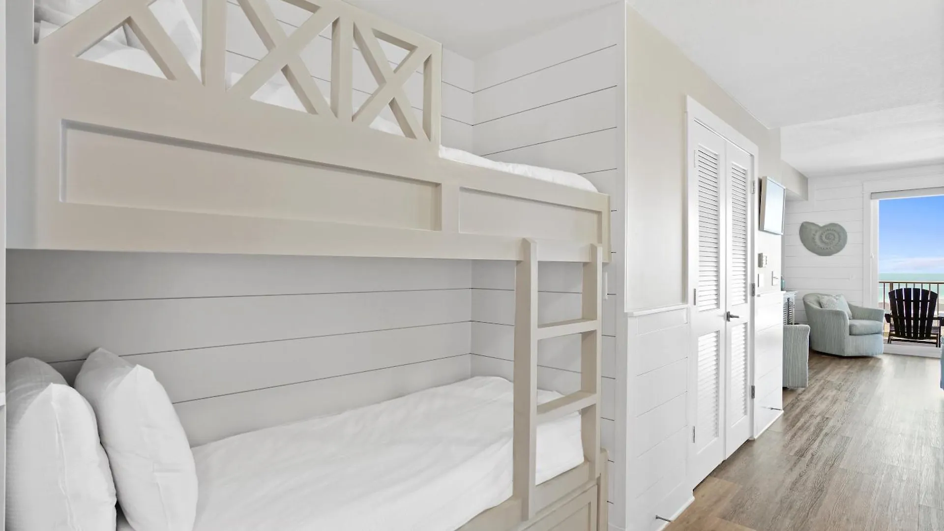 Calypso Resort Tower 3 By Panhandle Getaways Panama City Beach Apartment