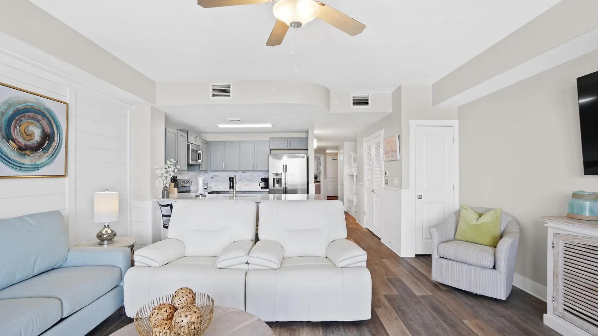 Apartment Calypso Resort Tower 3 By Panhandle Getaways Panama City Beach United States