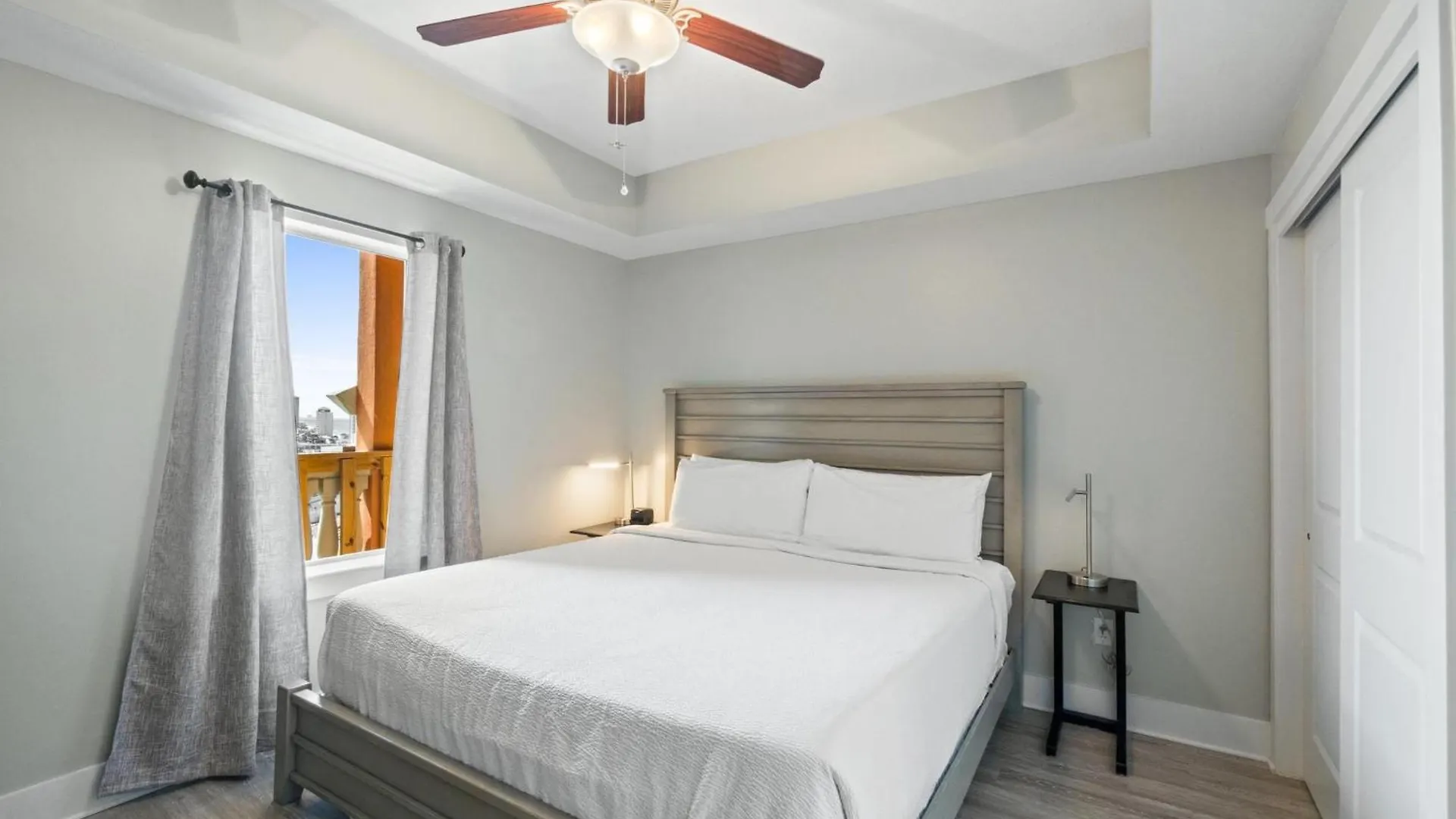 Calypso Resort Tower 3 By Panhandle Getaways Panama City Beach 0*,  United States